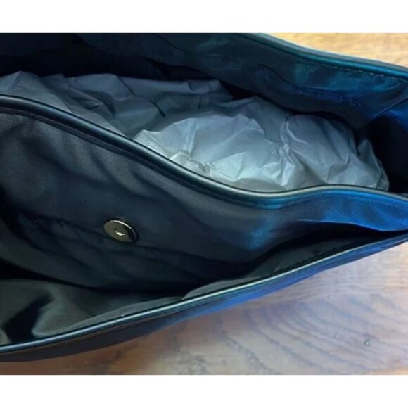 A new Day Black Nylon Travel Pouch Organizer With Zipper & Multiple Compartments - Picture 14 of 16